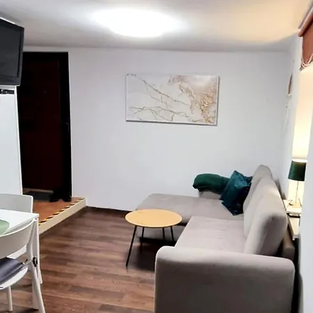 Apartamencik Przy Trasie Nr 1