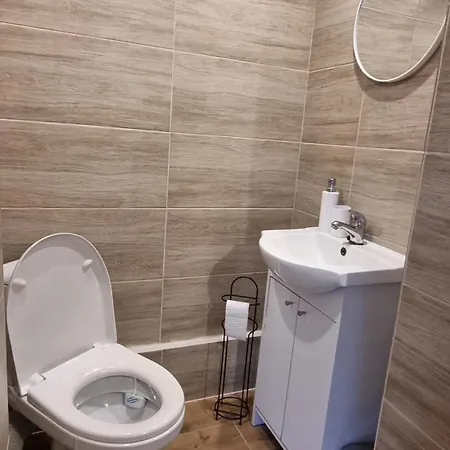 Daire Apartamencik Przy Trasie Nr 1