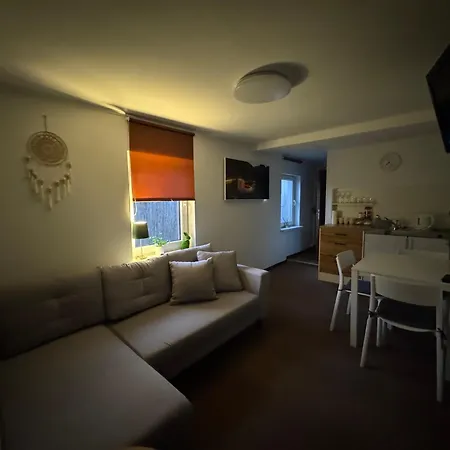 Apartamencik Przy Trasie Nr 1