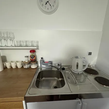 Apartamencik Przy Trasie Nr 1 Daire Bielsko-Biała